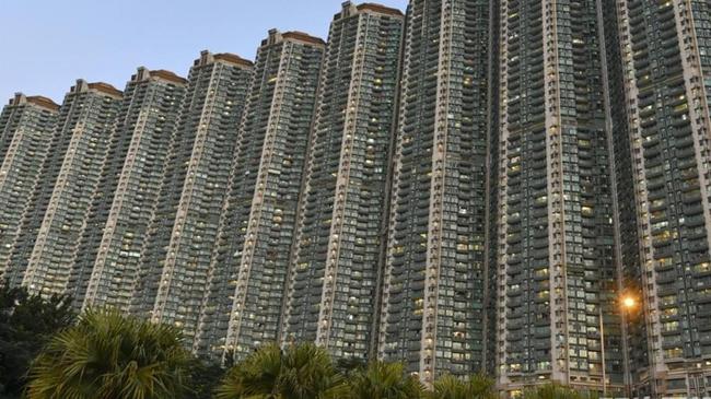 Tower 6, Albany Cove of Caribbean Coast Phase II in Tung Chung. File photo. 